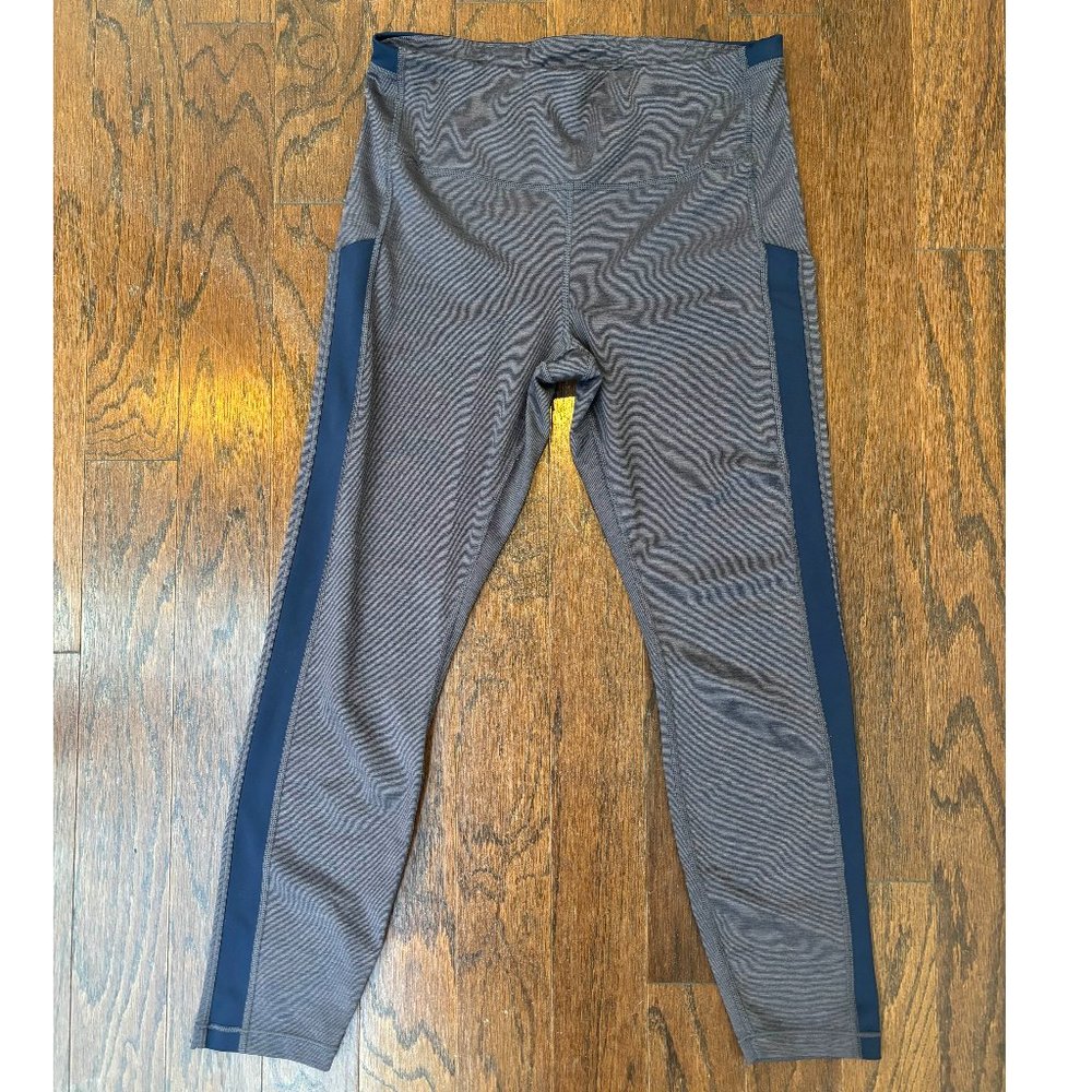 Athleta Ultimate Stash III Leggings